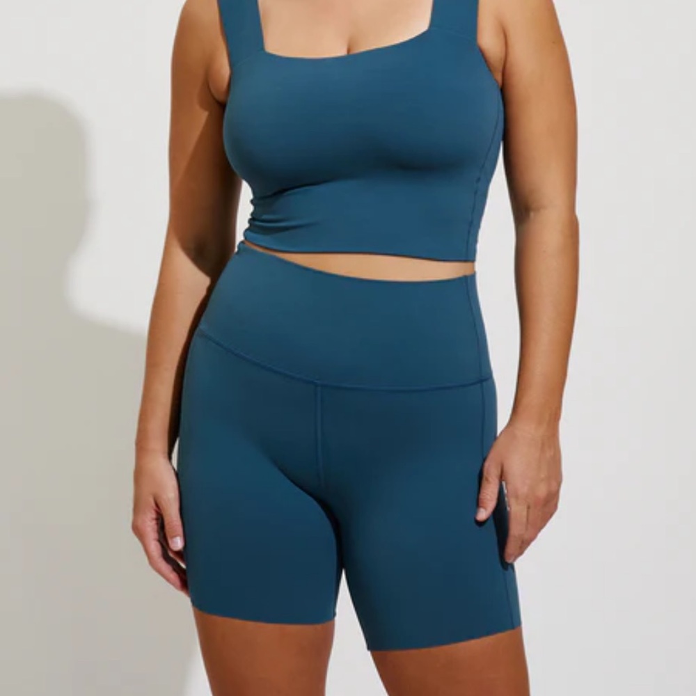 Left on Friday biker shorts